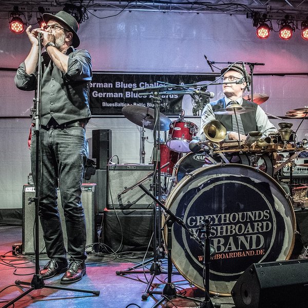 Greyhound Washboard Band