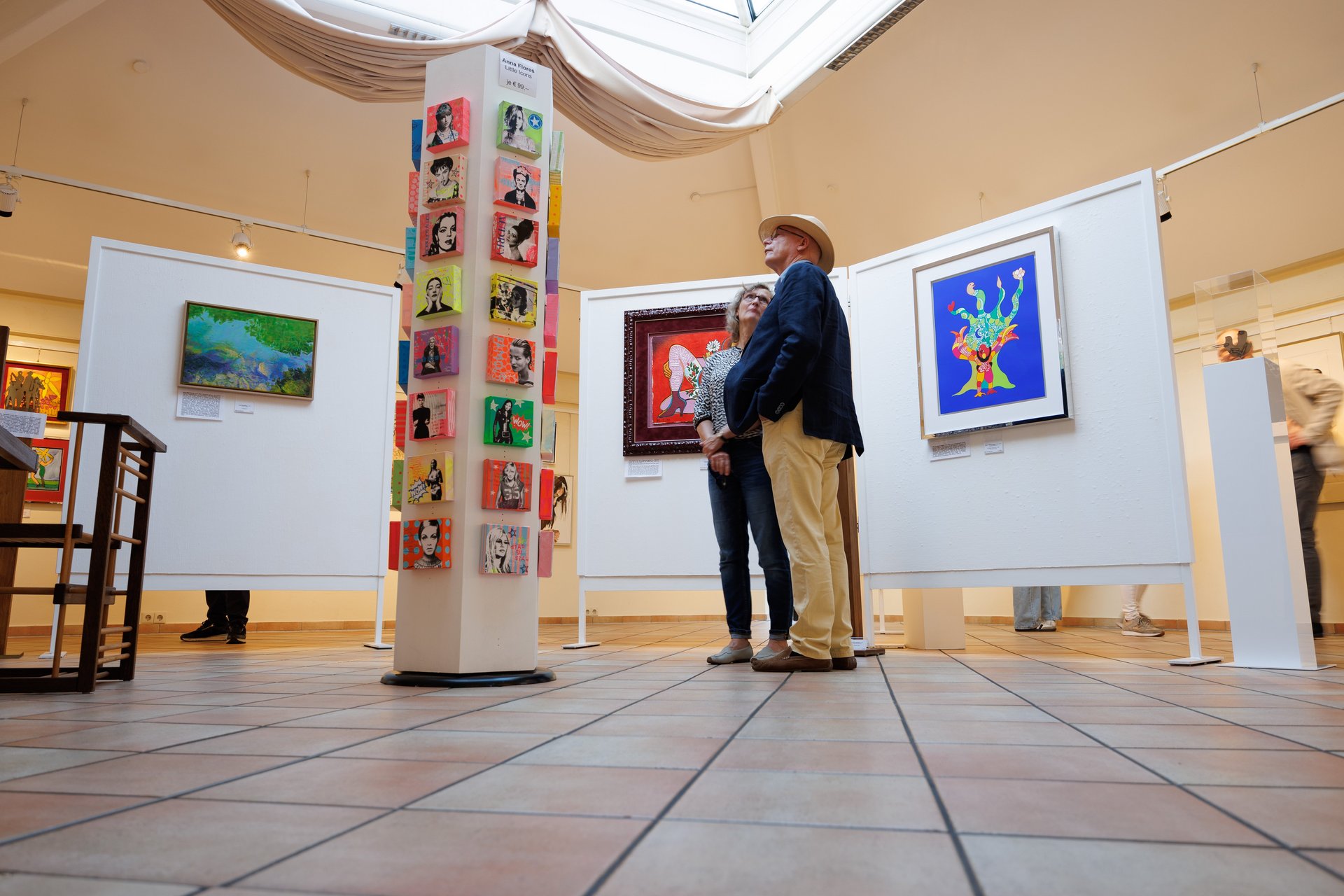 Ausstellung „Frauen in der Kunst“ in der Kunsthandlung Hülsmeier.