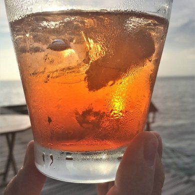 Cocktail zum Sonnenuntergang